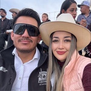 Meet your Posher, Temo